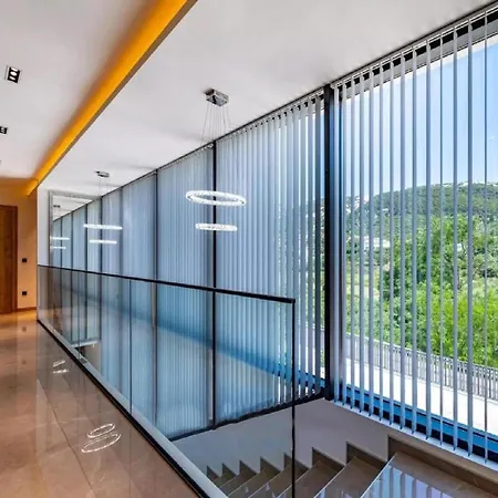 Villa Alpha Banjol