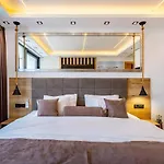 Alpha & Omega Villa Banjol