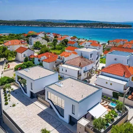 Villa Alpha