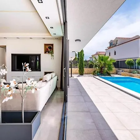 Alpha & Omega Villa *